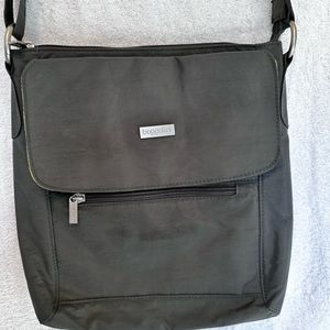 Baggallini Towne Bag Gray